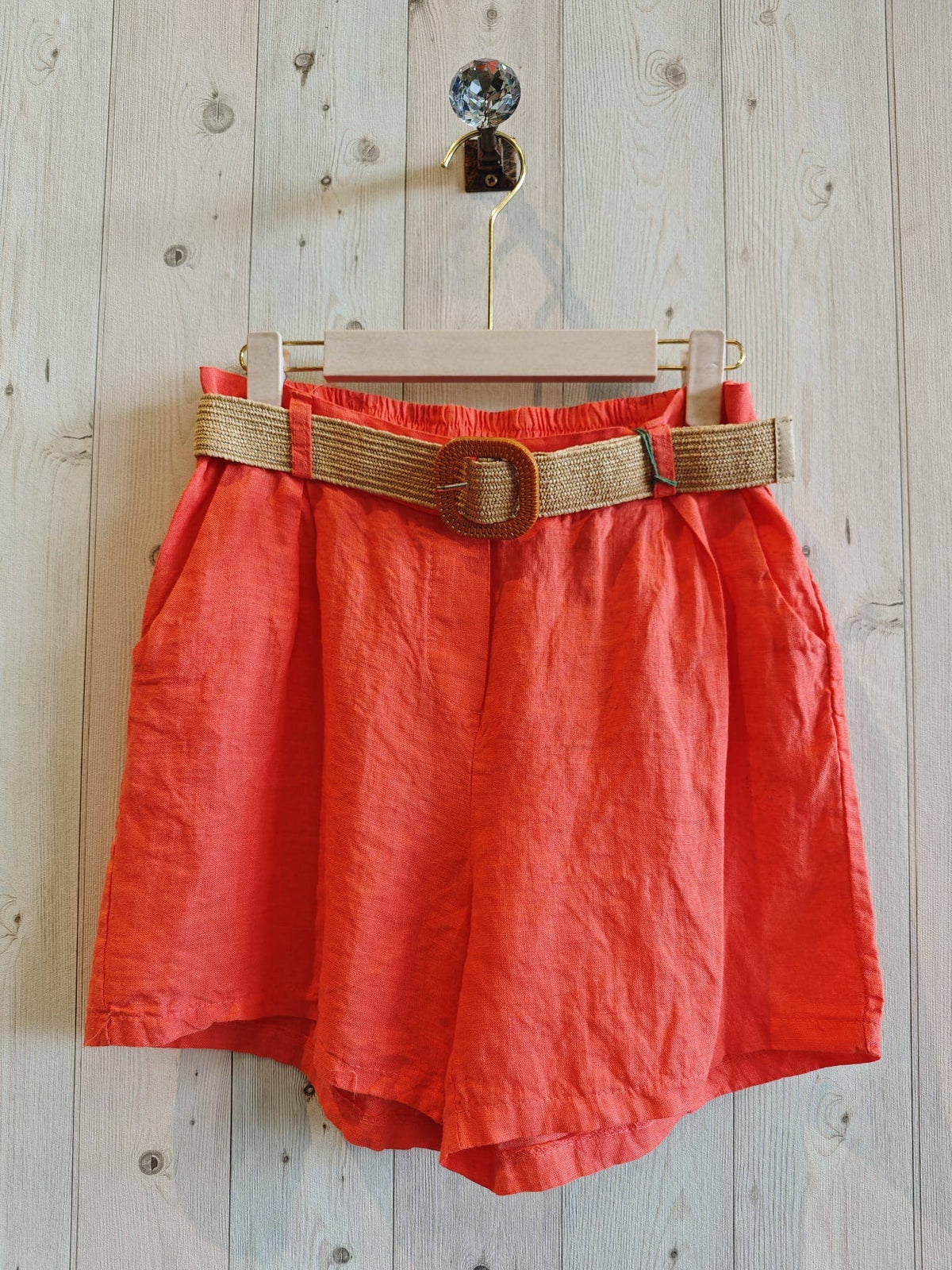 Linen Shorts with Belt