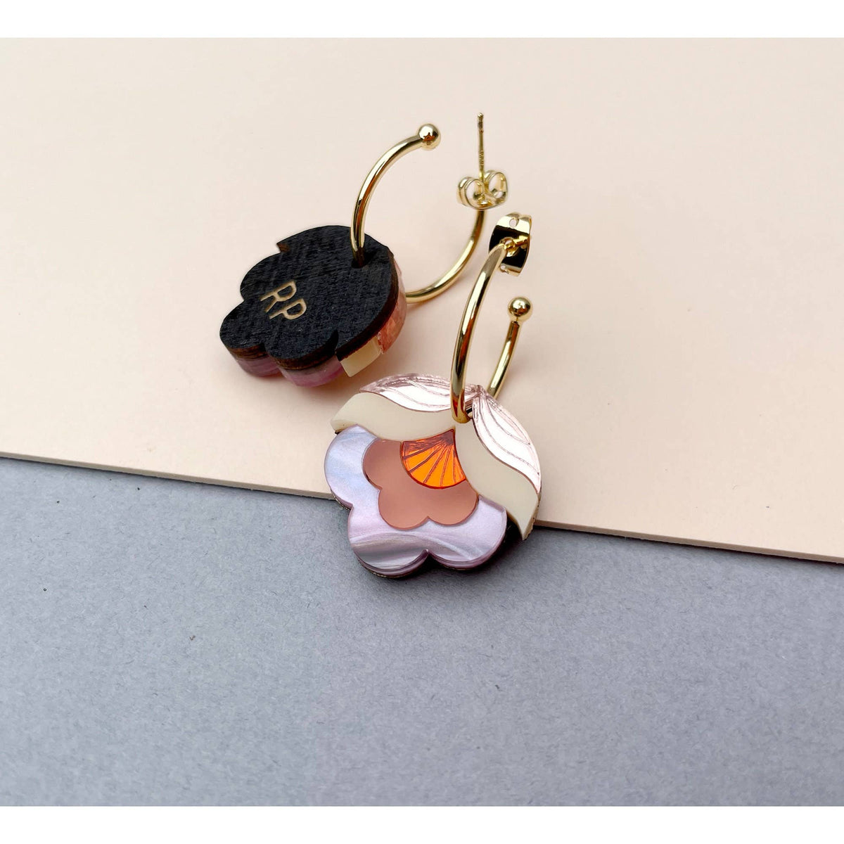 Anna Retro Flower Hoop Earrings: Pink Sky