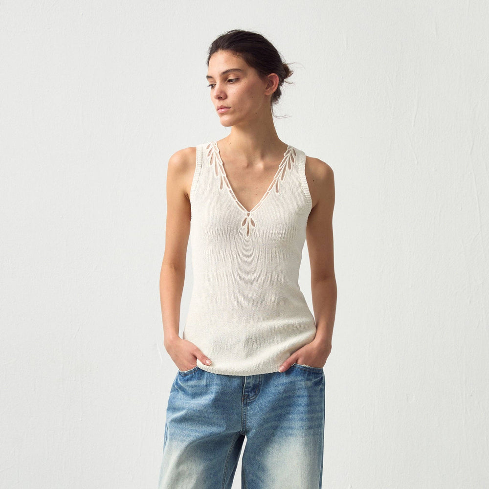 CUBIC Paperfeel V-Neck Tank Top