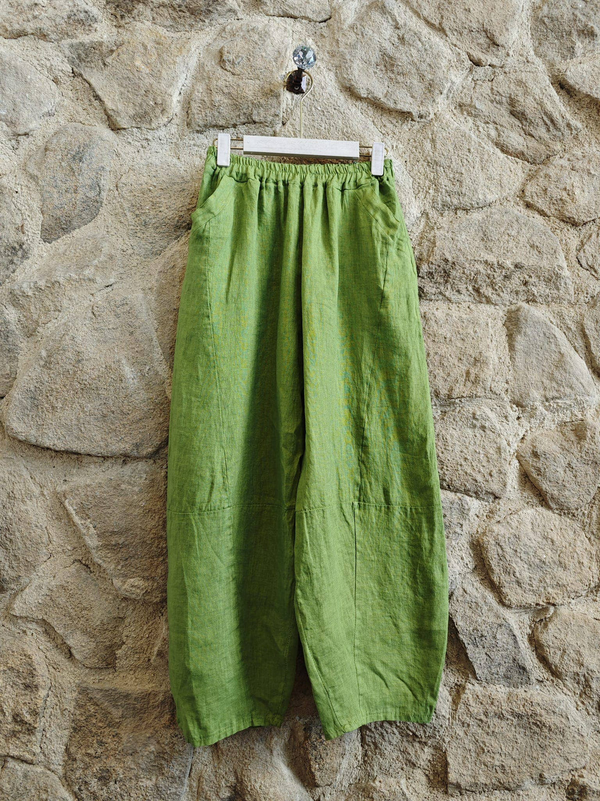 Balloon Cut Linen Trousers