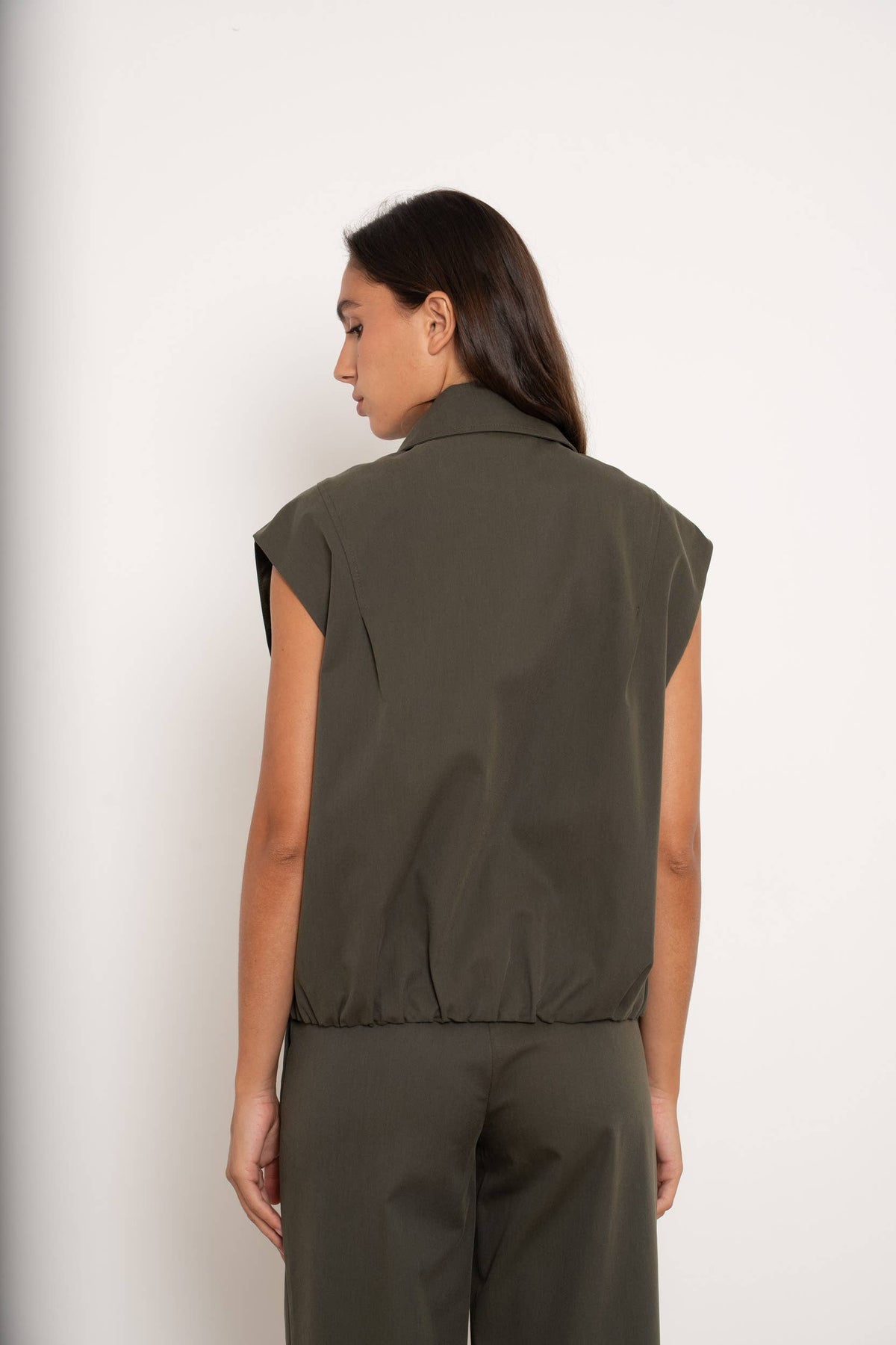 Sleeveless Bomber Jacket with lapel collar | Khaki