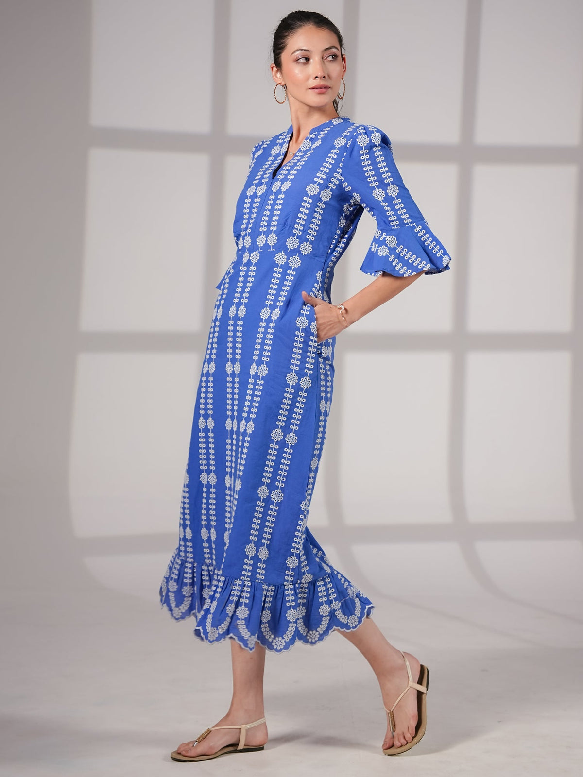 Cat Blue Cotton Broidere Midi Dress in Blue