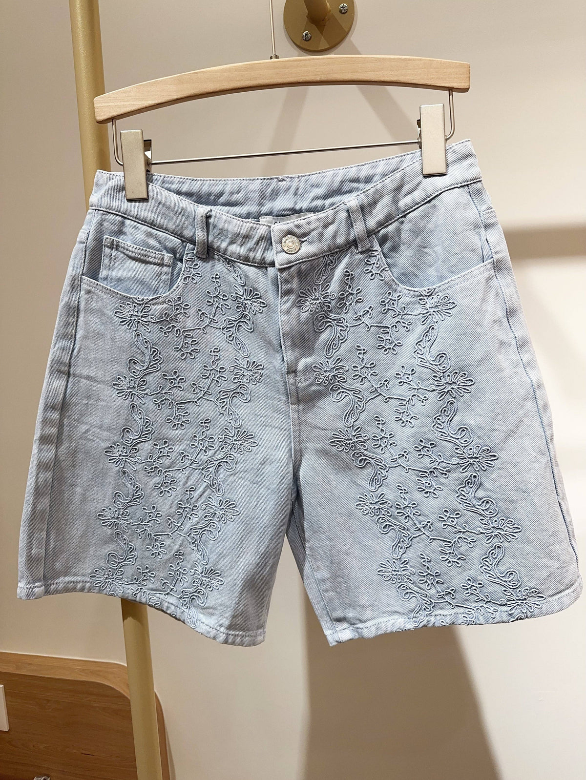 Lilla Embroidered Denim Shorts | Light Blue