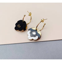 Anna Retro Flower Hoop Earrings: Metallic