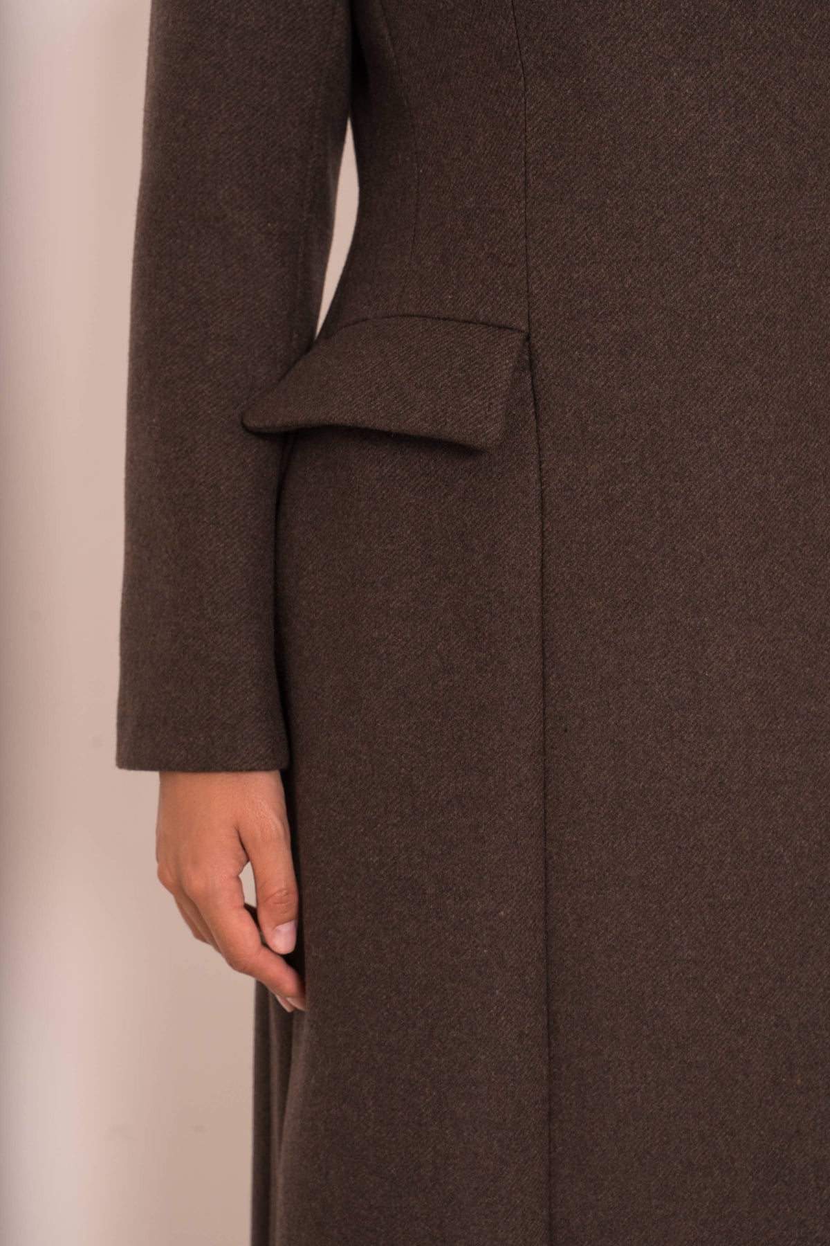 Fitting Long Coat with High Collar | Chocolate Brown
