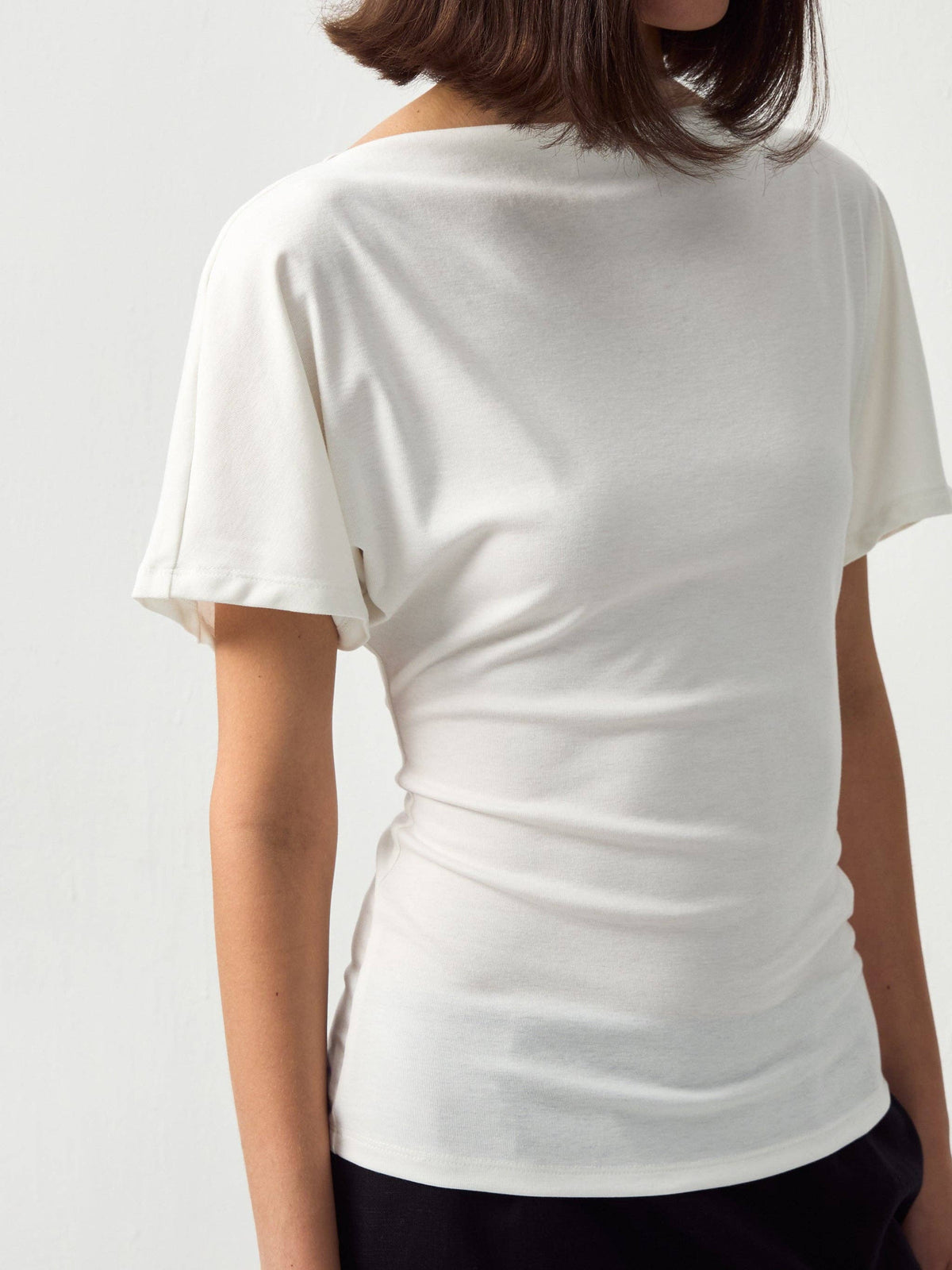 CUBIC Lyocell Blend Off-Shoulder Fitted Top