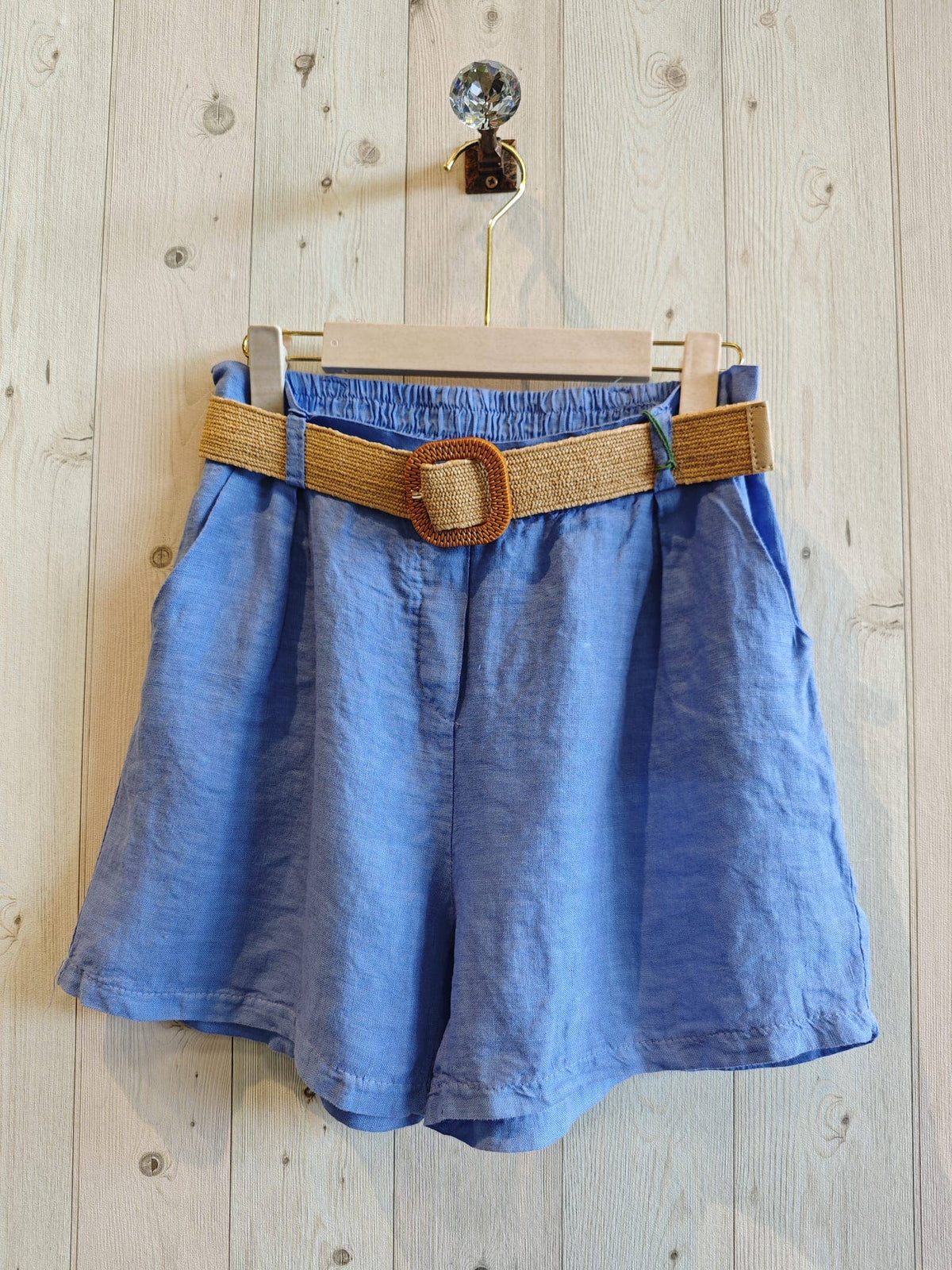 Linen Shorts with Belt