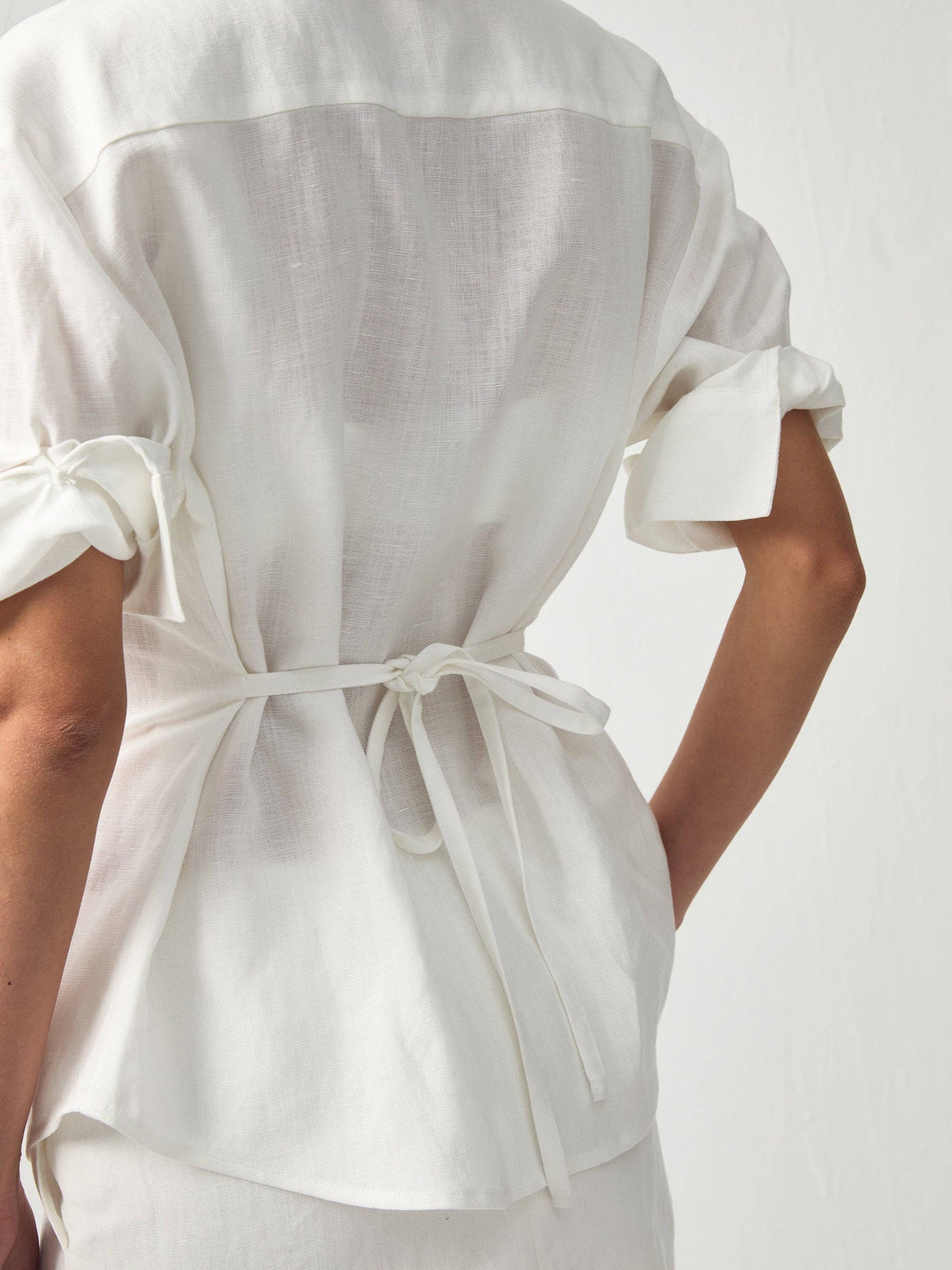 CUBIC Utility Cinched Linen Shirt