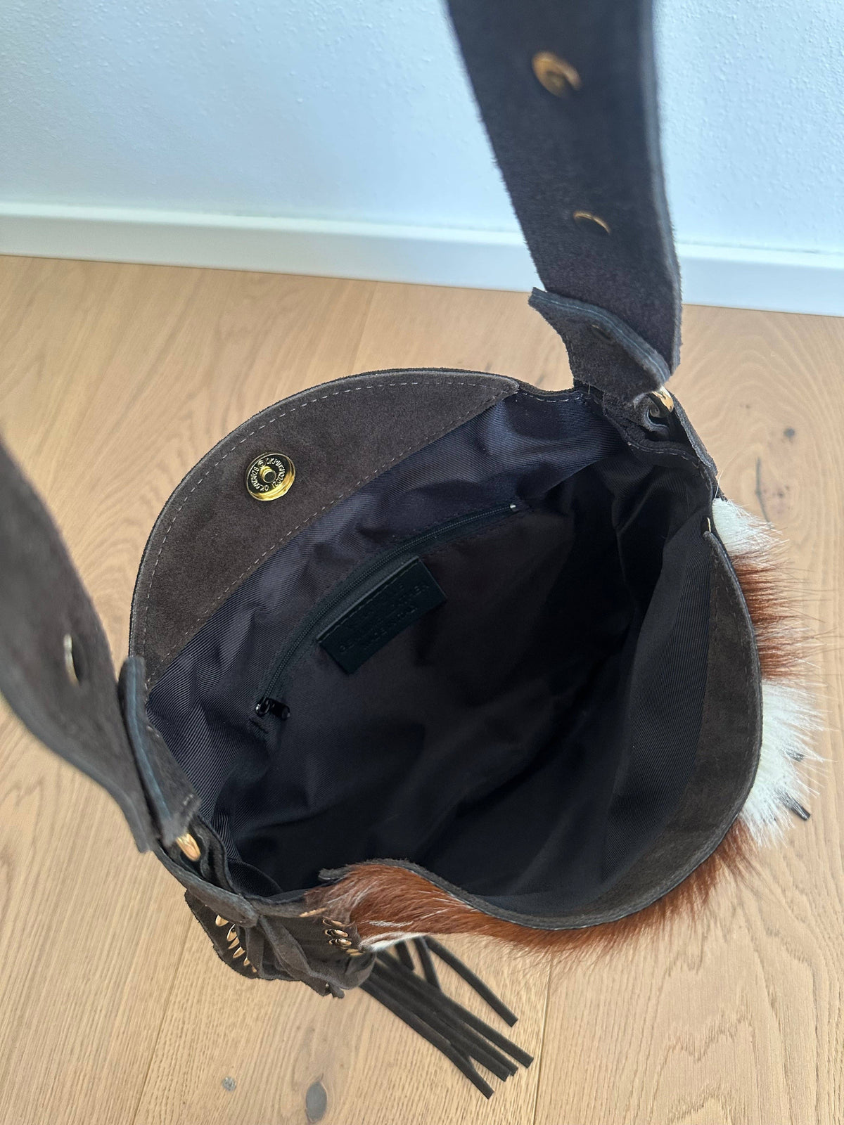 Daxy Shoulder Bag | Cow Print
