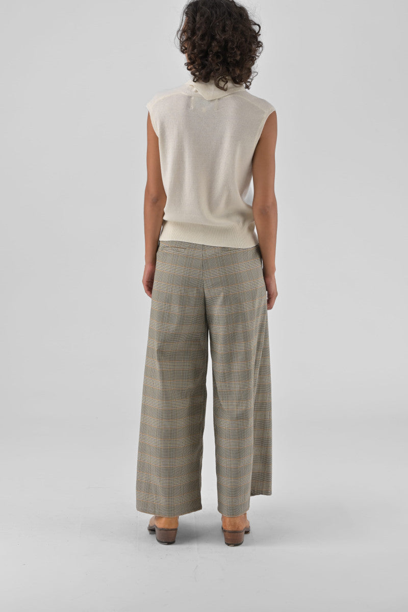 Nalali Vest with Scarf | Ecru