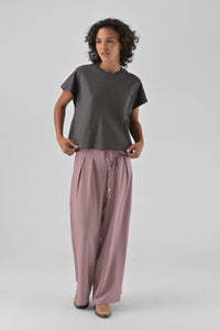 Ava T-Shirt | Carbon