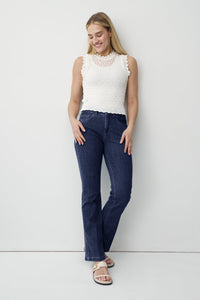 Finja Flare Fit Jeans | Blue Black